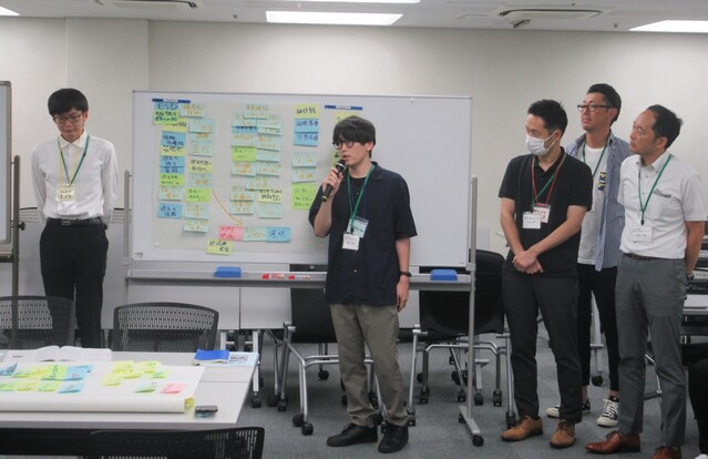 チームディスカッション後の発表