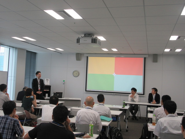 卒塾生とのディスカッションシーン